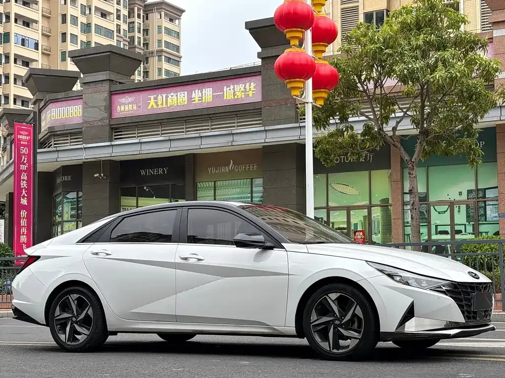 Hyundai Elantra 2022 из CN, фото 9