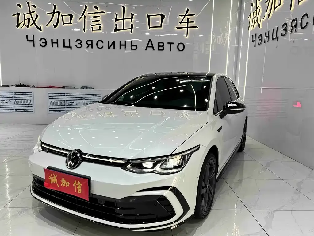 Volkswagen Golf 2023 из CN, фото 1