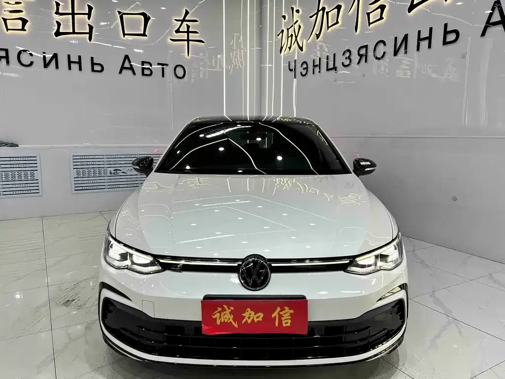 Volkswagen Golf 2023 из CN, фото 5