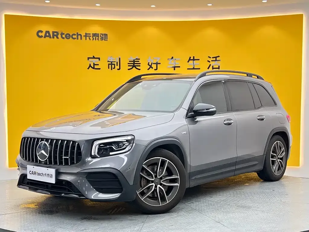 Mercedes-Benz GLB AMG — фото 1