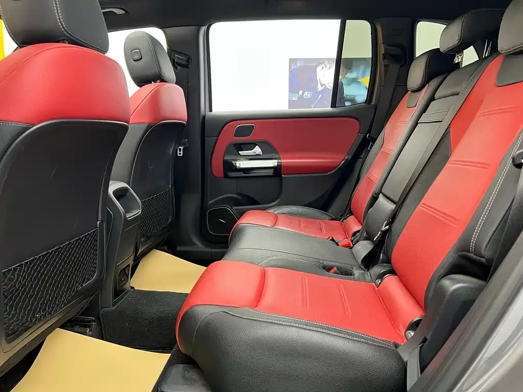 Mercedes-Benz GLB AMG — фото 2
