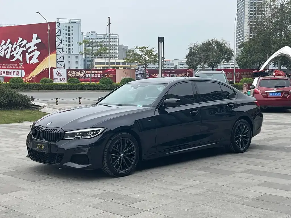 BMW 3 Series — фото 1