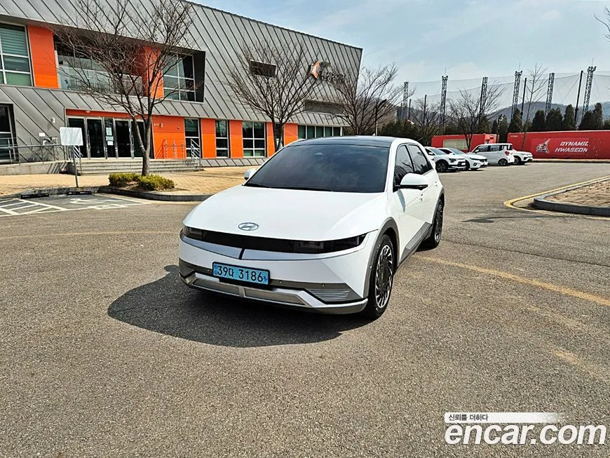 Hyundai Ioniq5 — фото 1
