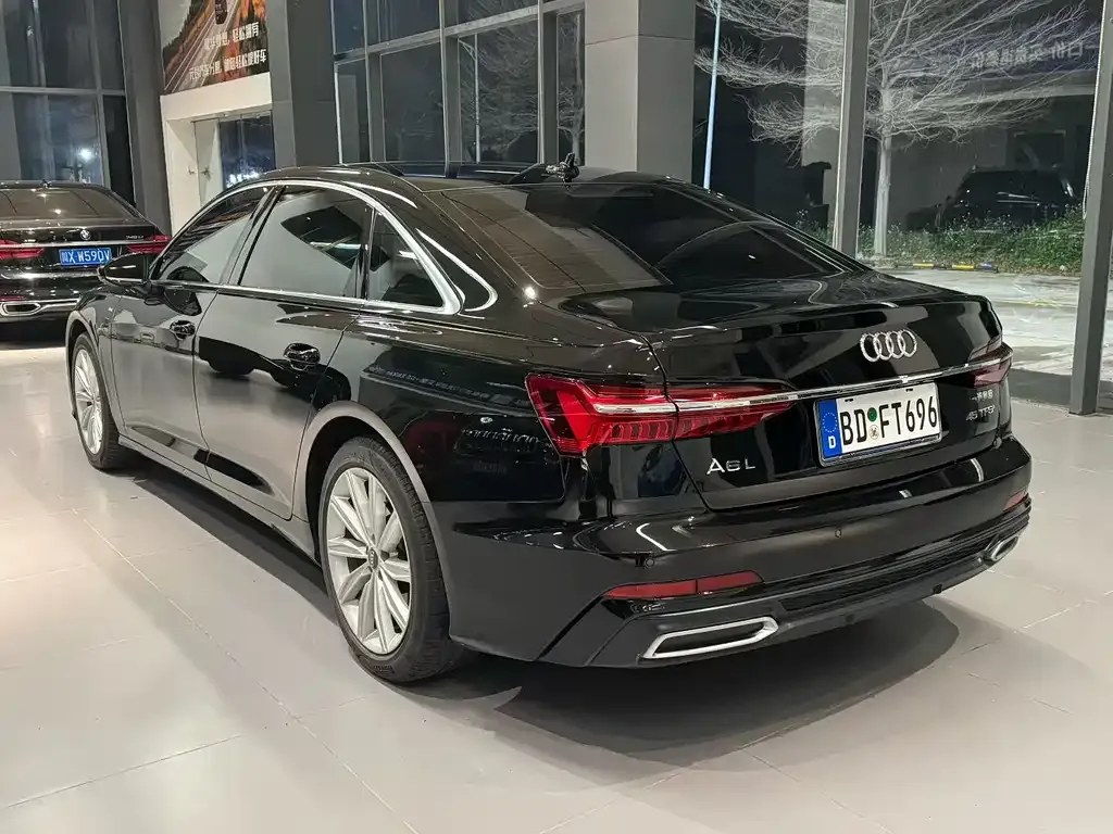 Audi A6L 2021 из CN, фото 2