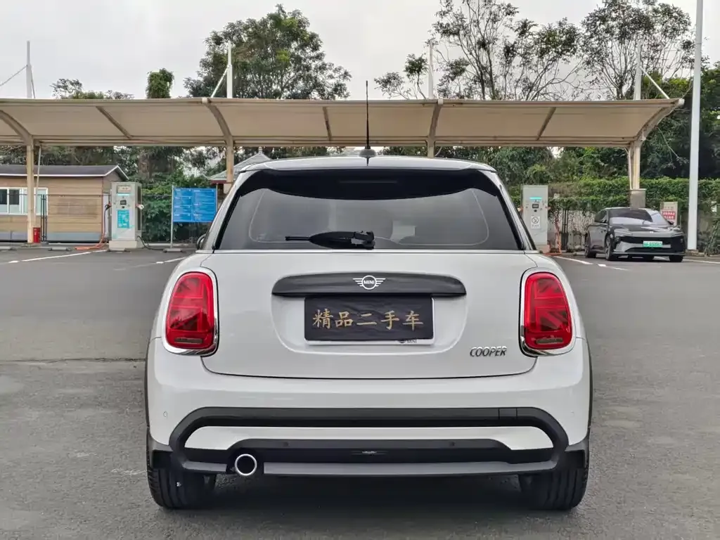 MINI Cooper (3-door) 2023 из CN, фото 10