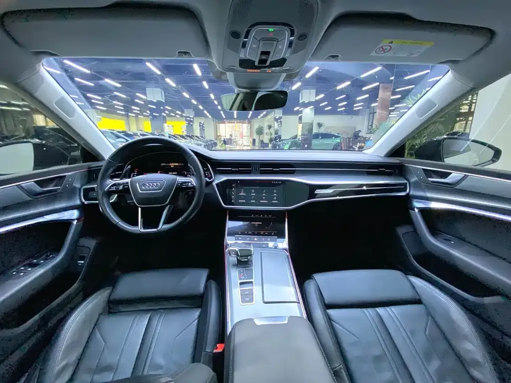 Audi A7 2021 из CN, фото 4