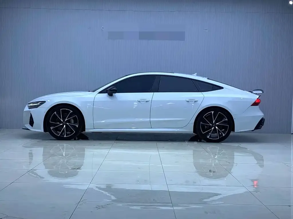Audi A7 2021 из CN, фото 2