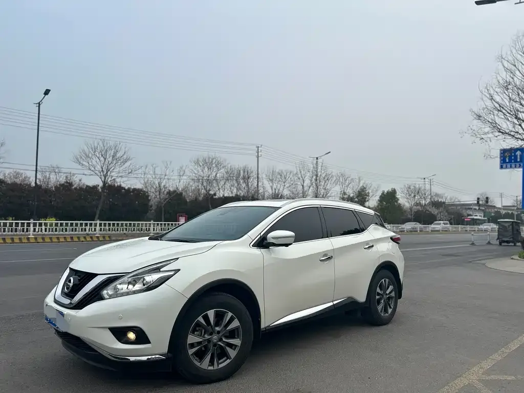 Nissan Murano — фото 1