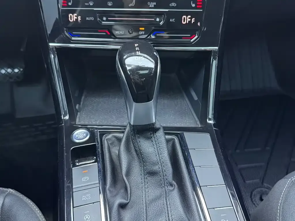 Volkswagen Passat — фото 6