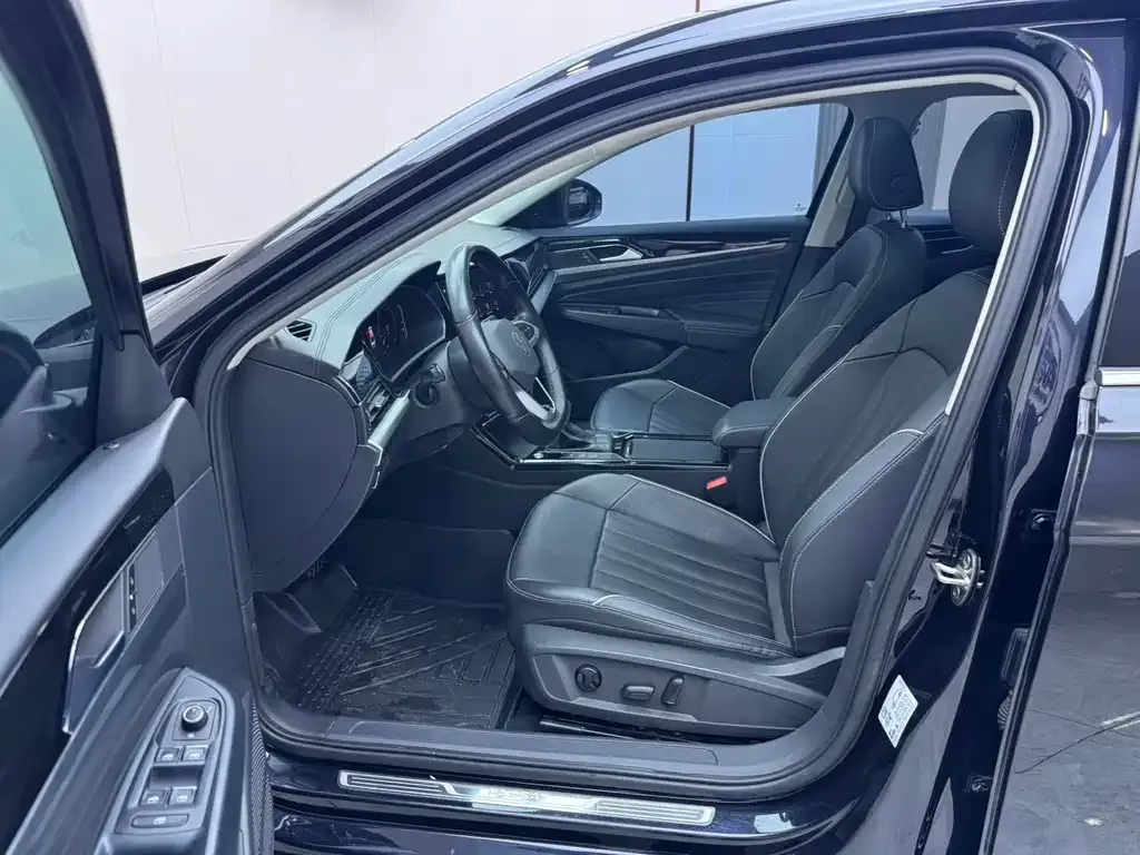 Volkswagen Passat — фото 2