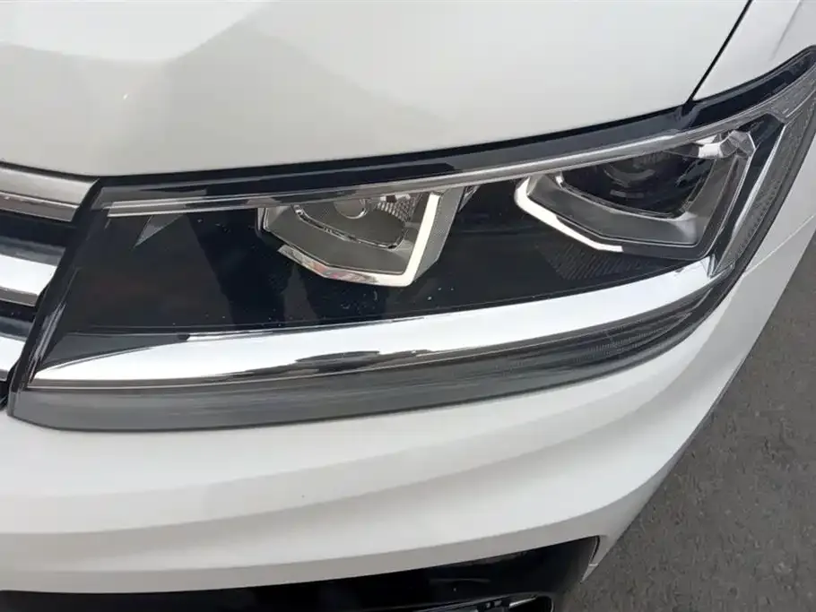 Volkswagen Tiguan L 2021 из CN, фото 4