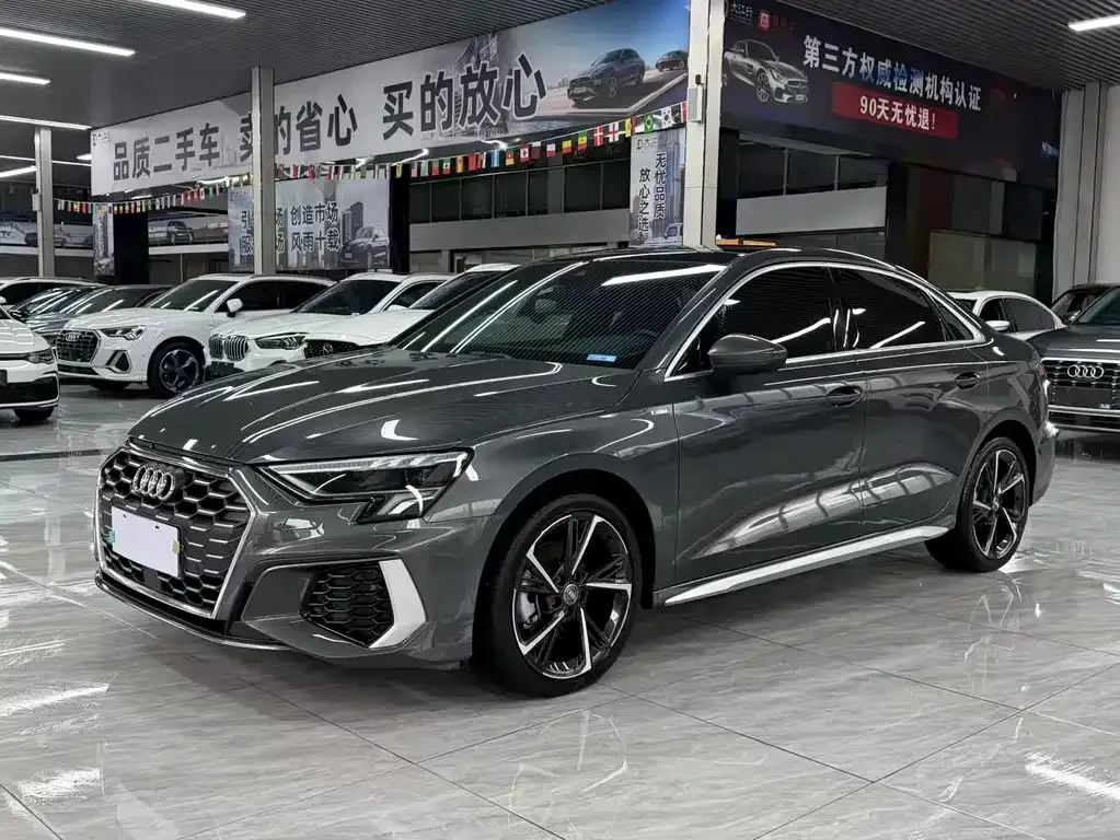 Audi A3 2022 из CN, фото 1