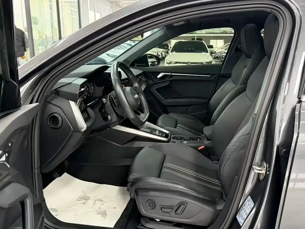 Audi A3 2022 из CN, фото 5