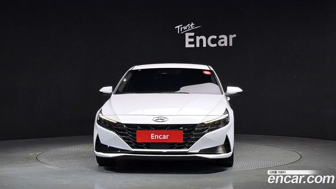 Hyundai AVANTE — фото 3