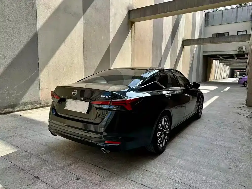 Nissan Teana — фото 9