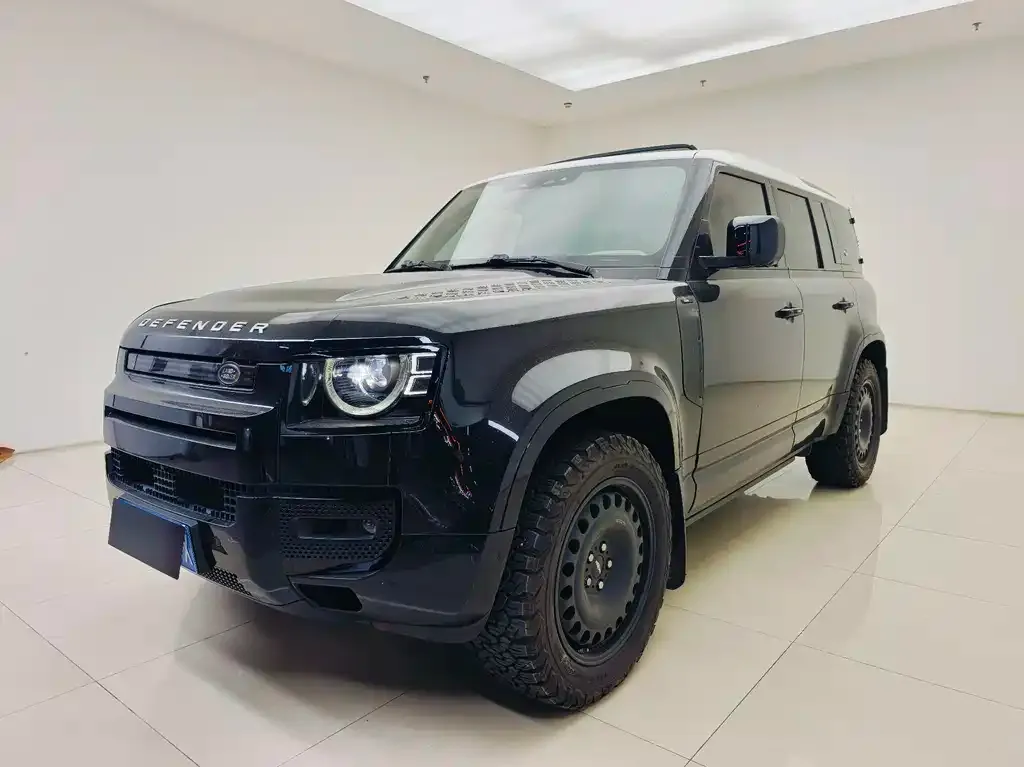 Land Rover Defender — фото 1