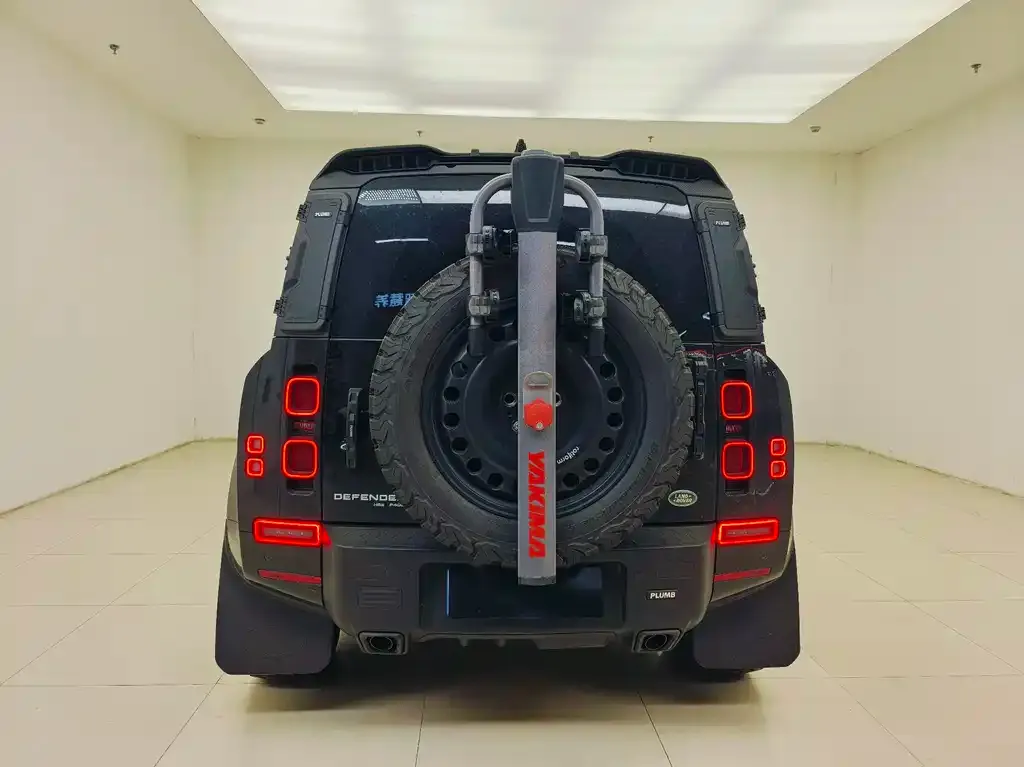 Land Rover Defender — фото 8