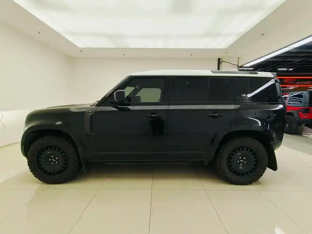 Land Rover Defender — фото 3