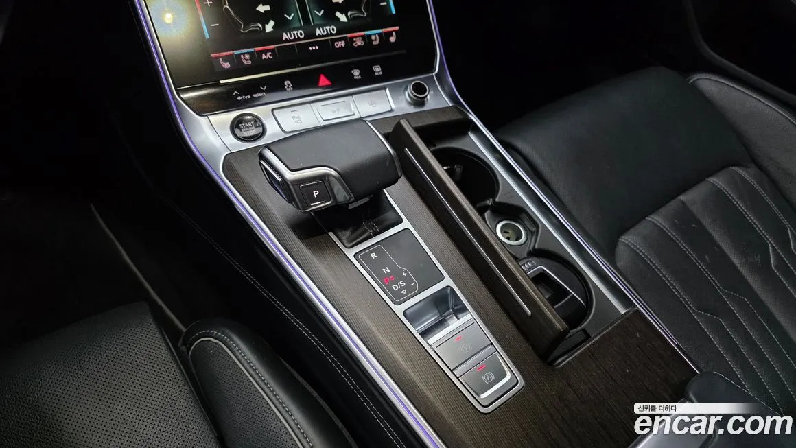 Audi A7 — фото 8