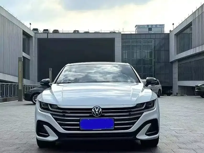 Volkswagen CC — фото 2