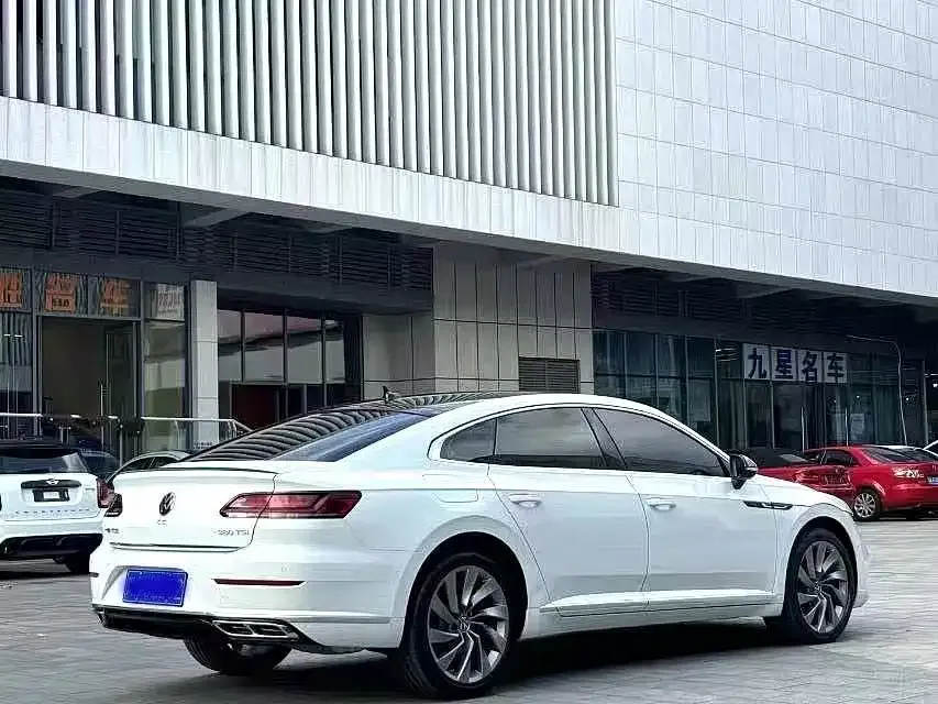 Volkswagen CC — фото 8