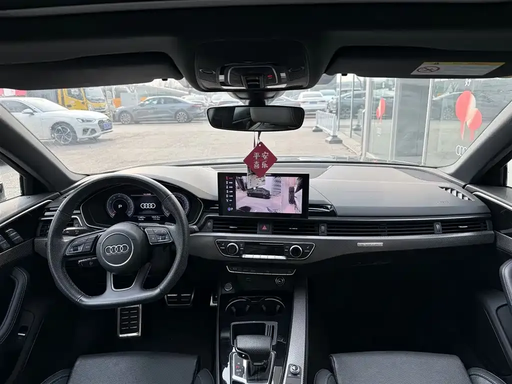 Audi A4L 2024 из CN, фото 5