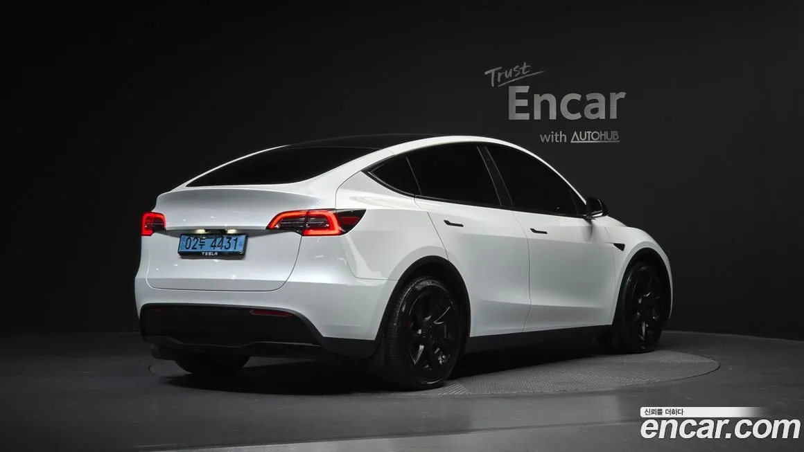 Tesla Model Y — фото 2