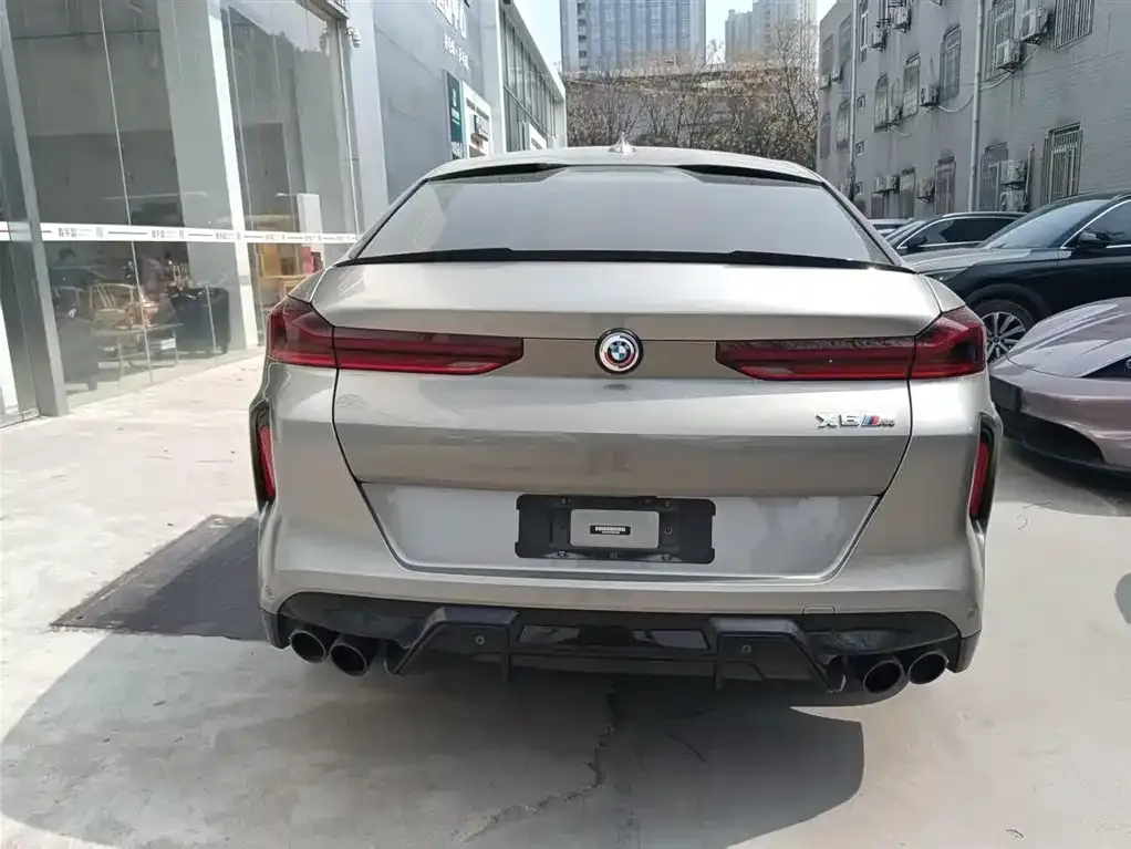 BMW X6 M 2023 из CN, фото 5