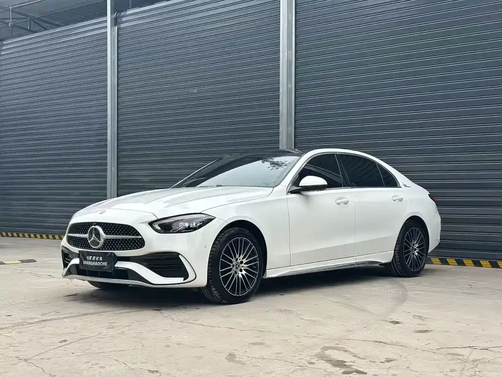 Mercedes-Benz C-Class — фото 1