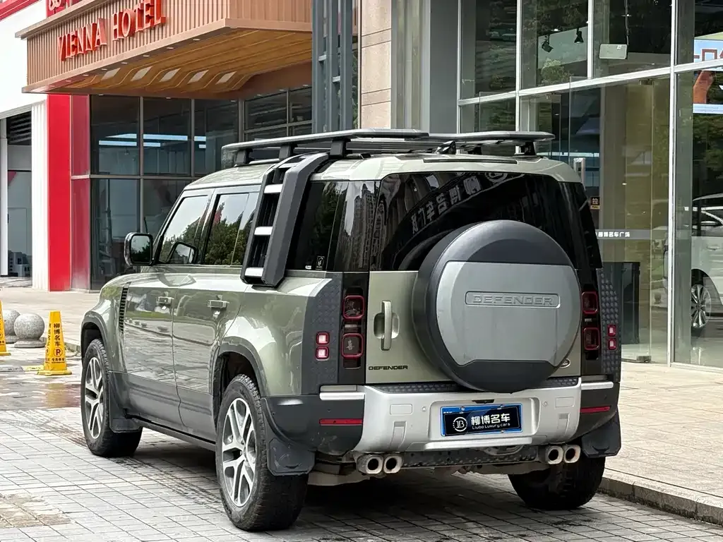 Land Rover Defender — фото 3