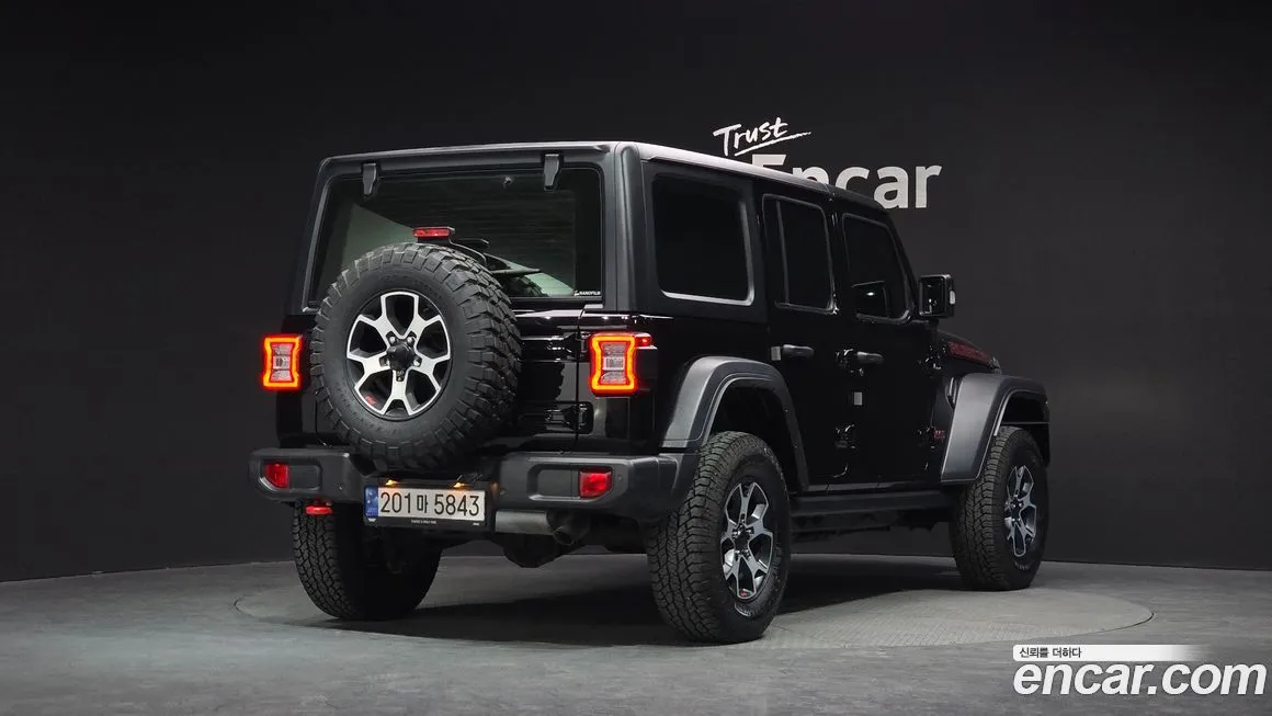 Jeep Wrangler 2022 из KR, фото 2