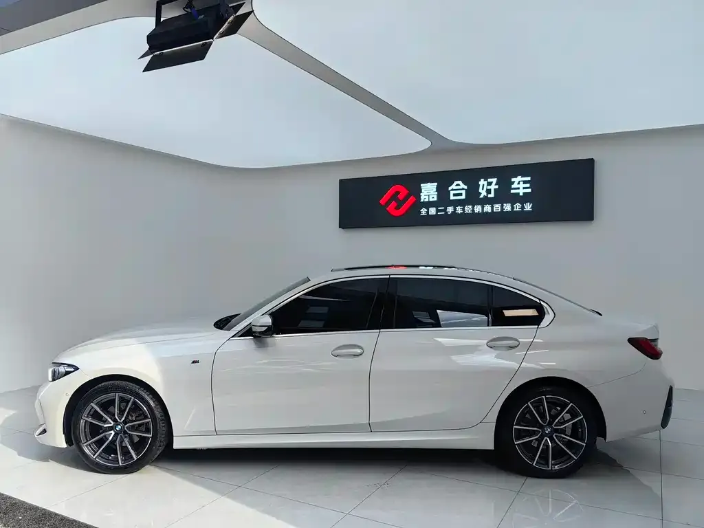 BMW 3 Series 2023 из CN, фото 3