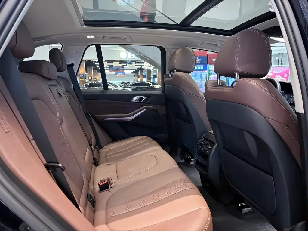 BMW X5 (Import) 2021 из CN, фото 2
