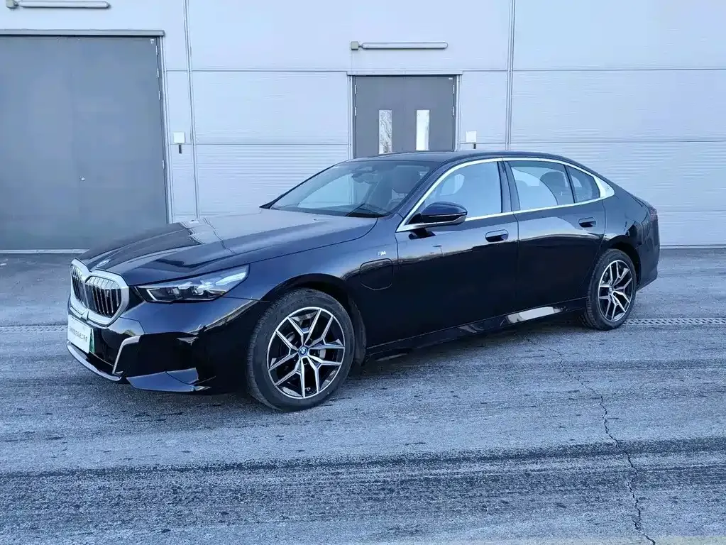 BMW i5 2024 из CN, фото 1