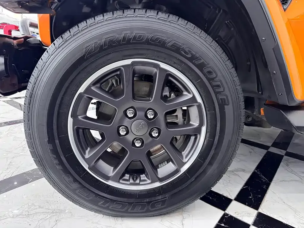 Jeep Wrangler 2021 из CN, фото 4