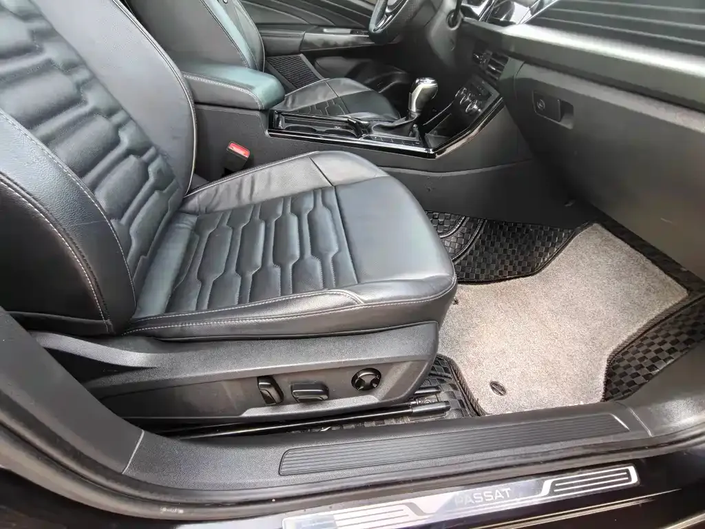 Volkswagen Passat 2021 из CN, фото 8