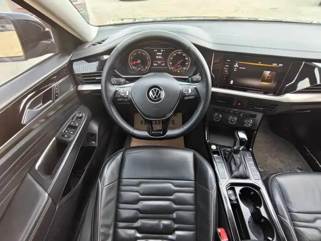 Volkswagen Passat 2021 из CN, фото 3