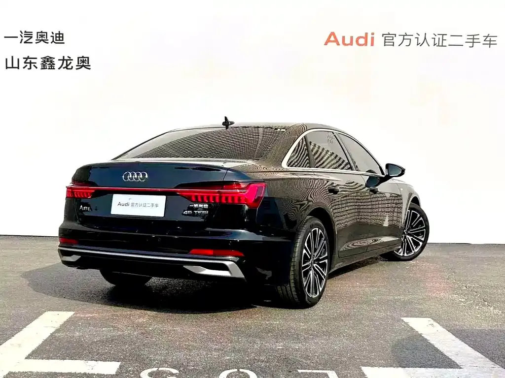 Audi A6L — фото 9