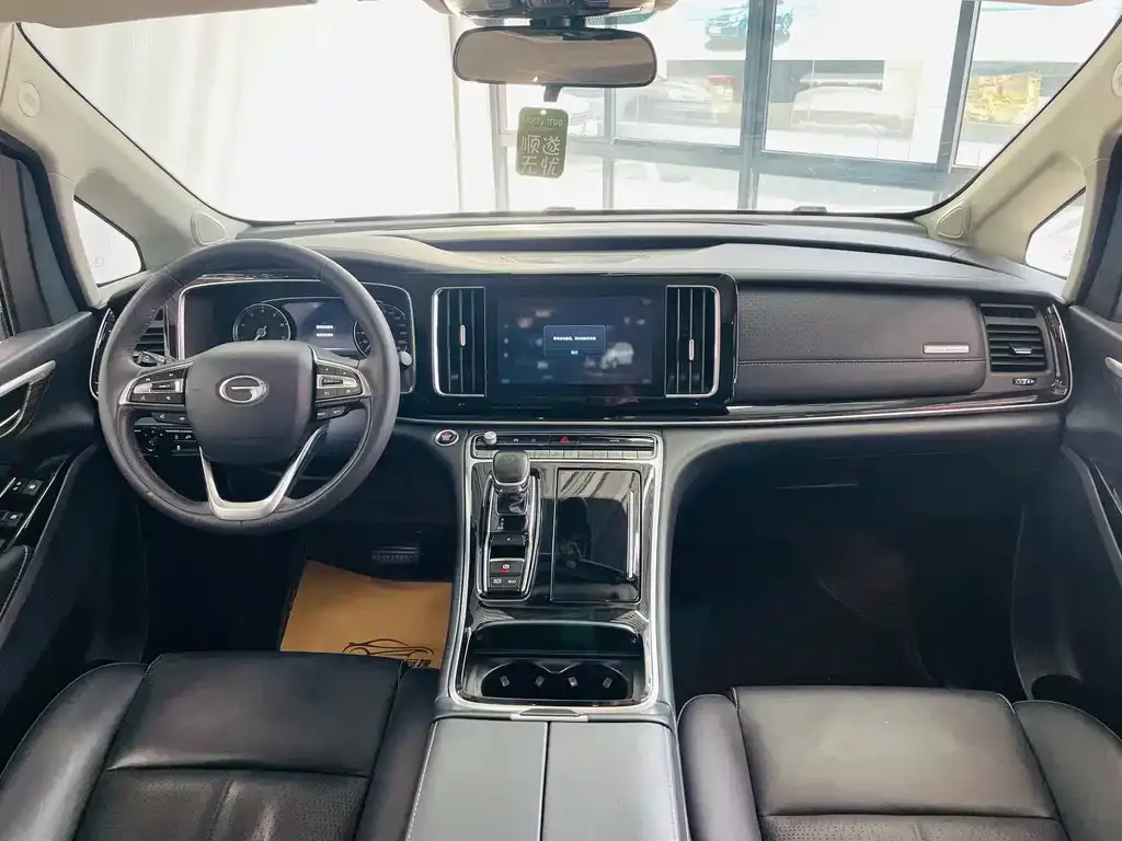 GAC Motor Trumpchi M8 — фото 8