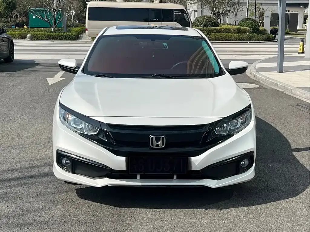 Honda Civic — фото 5