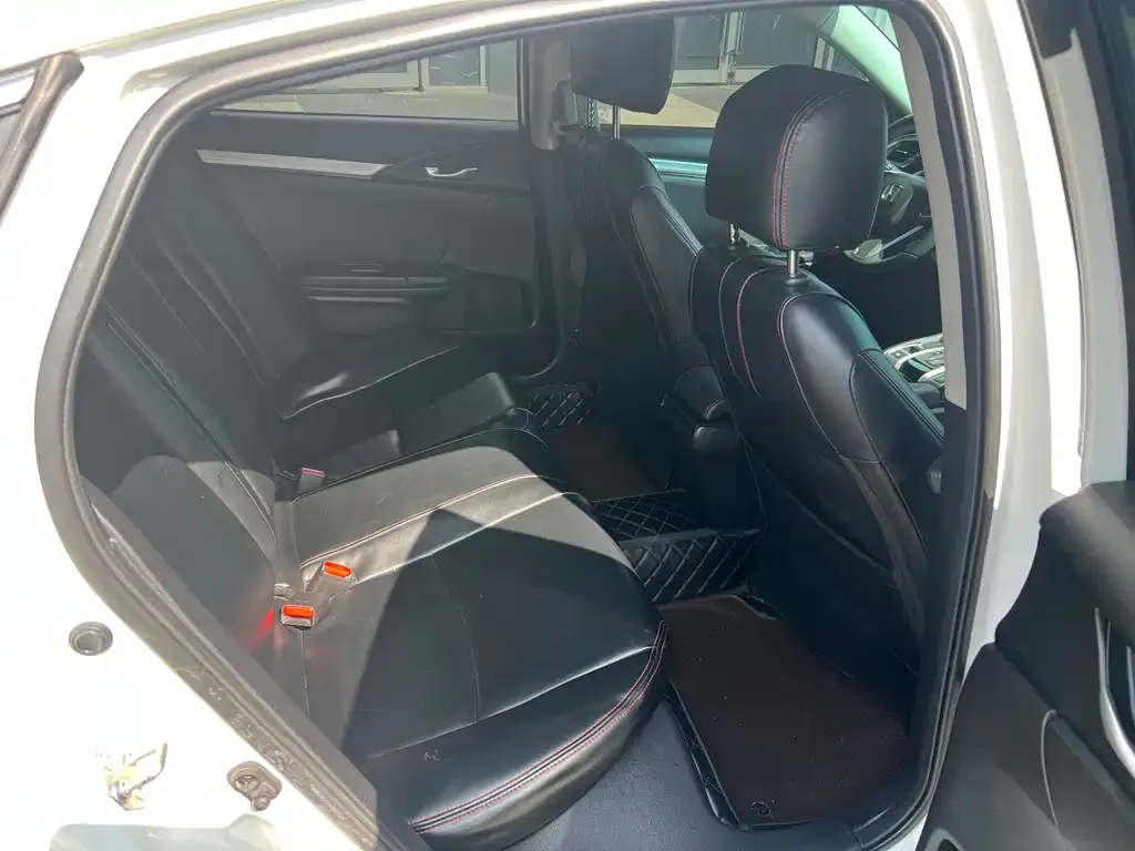 Honda Civic — фото 2
