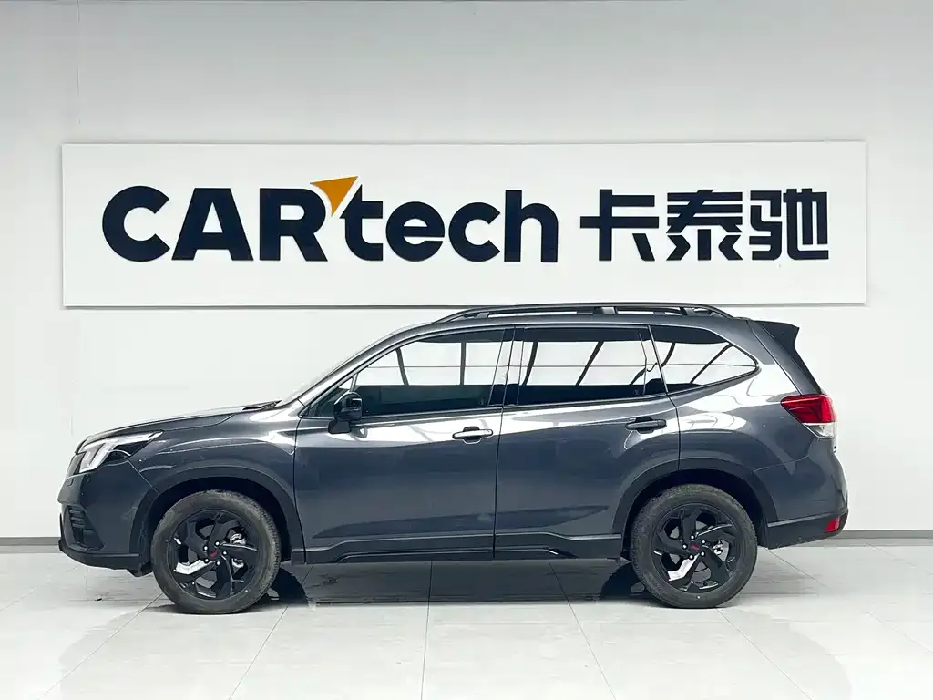 Subaru Forester 2024 из CN, фото 7