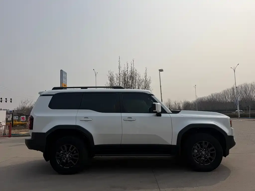 Toyota Prado 2025 из CN, фото 10