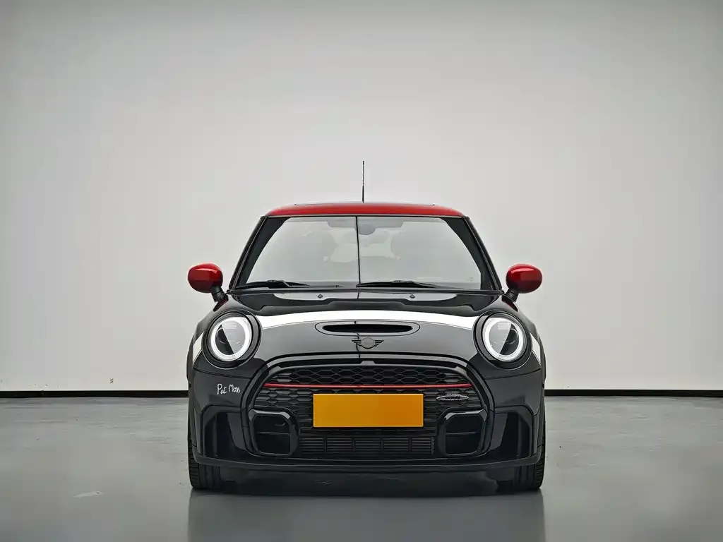 MINI JCW (John Cooper Works) — фото 6