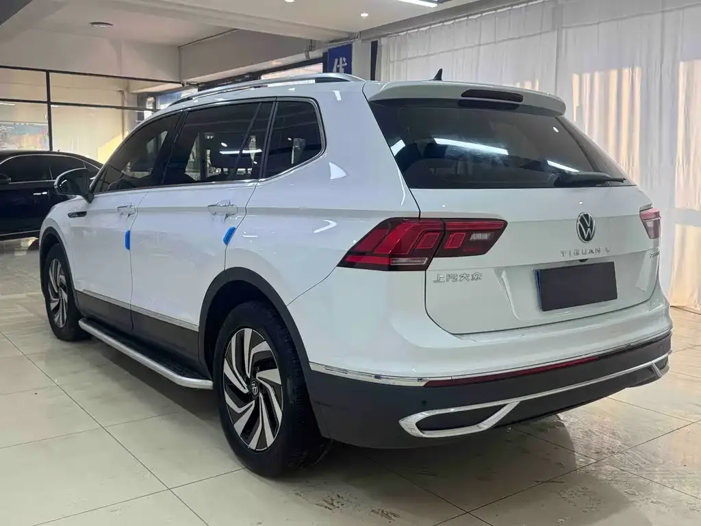 Volkswagen Tiguan L 2022 из CN, фото 7