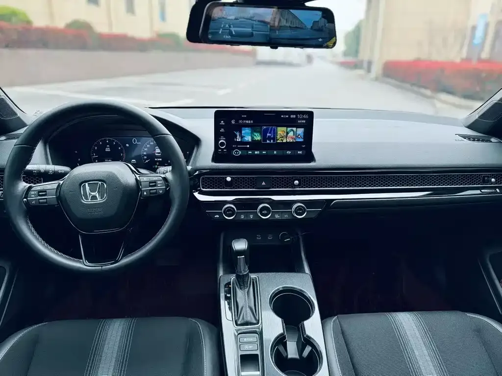 Honda Civic — фото 4