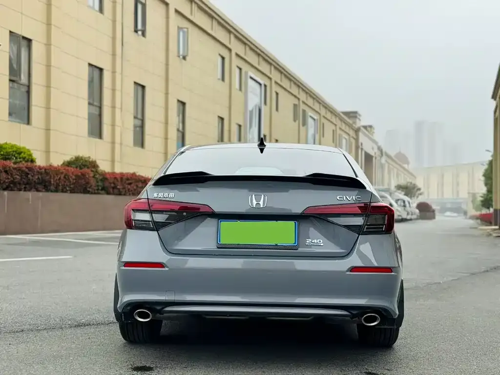 Honda Civic — фото 8