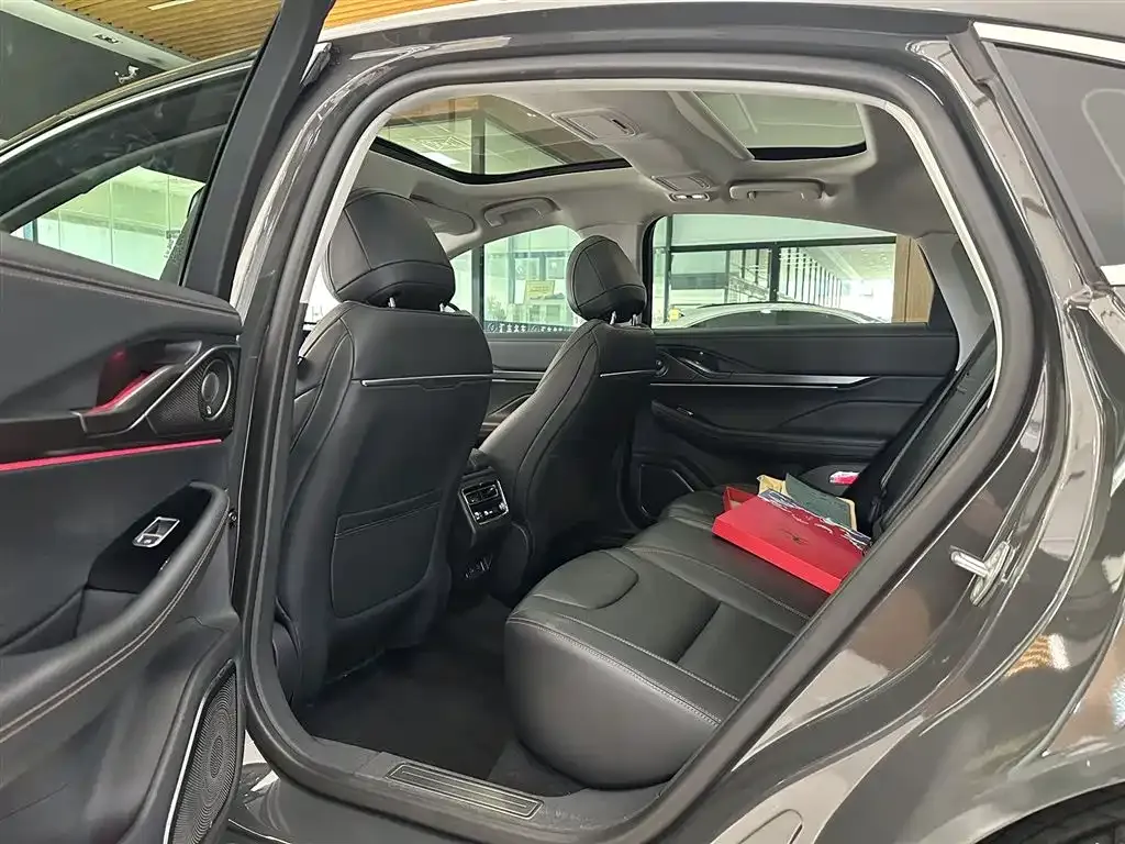 Lincoln Z 2022 из CN, фото 4