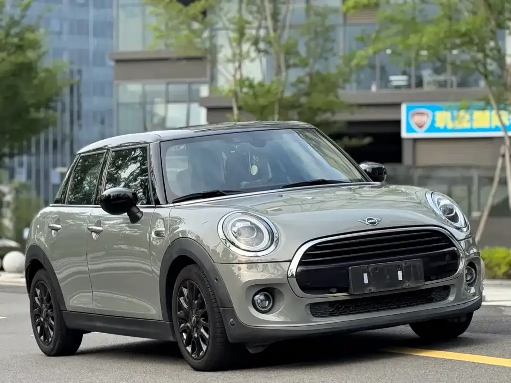 MINI Cooper (3-door) 2021 из CN, фото 2