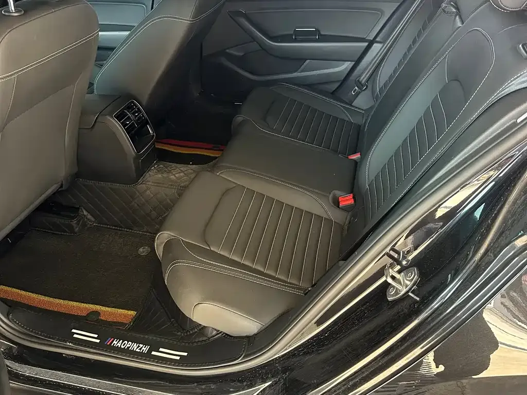 Volkswagen Magotan 2021 из CN, фото 6